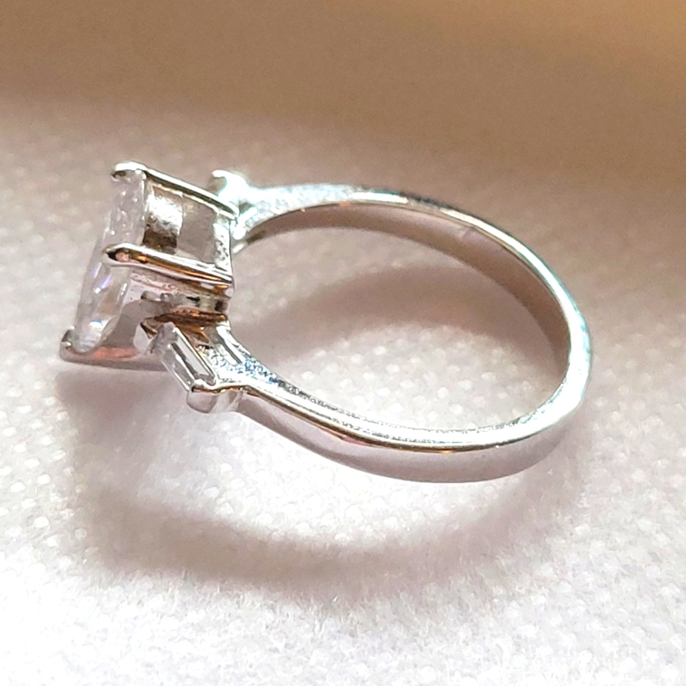 Charmed Aroma Pear Cut Ring - Picture 6 of 11